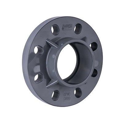 Řada potrubních/potrubních armatur PVC-C